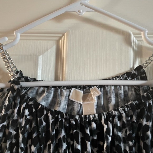 Michael Kors lightweight top - Picture 3 of 3